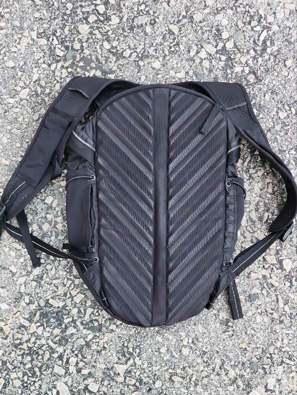 Lululemon Black Running Back Pack
